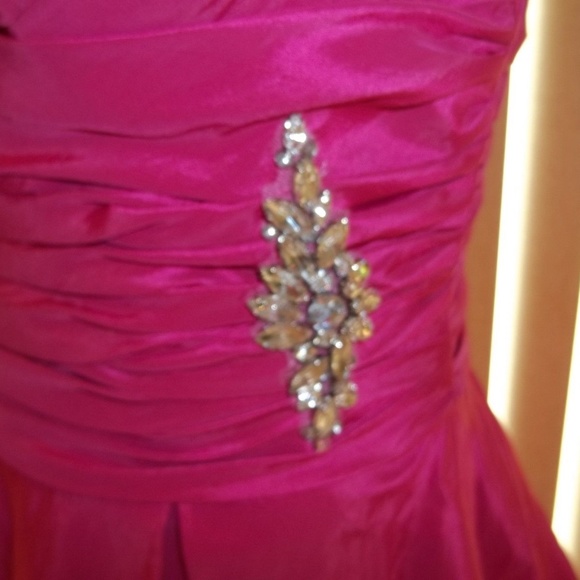 NWT! JALIS BRIDAL CORAL PINK FORMAL PARTY DRESS SIZE 4 - Picture 5 of 8